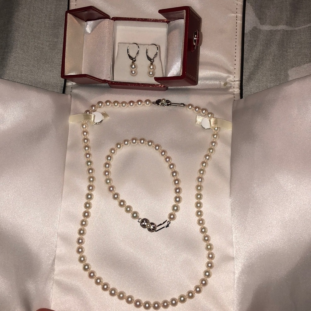 3 piece pearl set